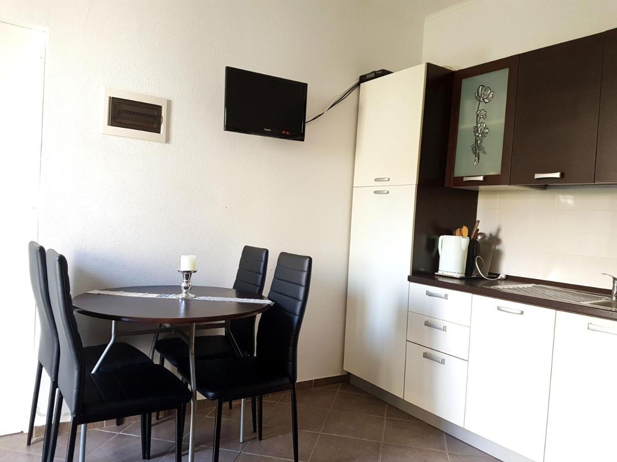 Apartments With A Parking Space Nin, Zadar - 13571 Ngoại thất bức ảnh